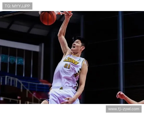 四川大胜河南28分迎全运会首胜 周琦14分钟砍12+9胡金秋贡献15分 四川大胜河南28分迎全运会首胜 周琦14分钟砍12+9胡金秋贡献15分